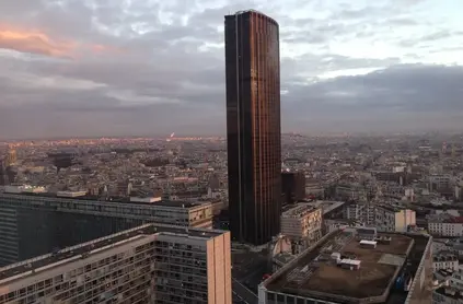 Image illustrant l'article La Tour Montparnasse : Un Géant de Béton en Quête de Renaissance