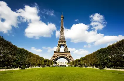 Image illustrant l'article Immobilier à Paris : Analyse des tendances et conseils d'investissement pour 2025